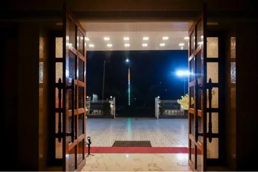 Grand-Banquet-Hall-Landscape-Photo-Madhav-Kalyan